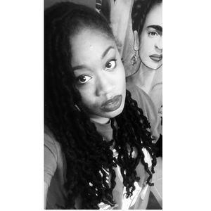 Meet your Posher, Talisha